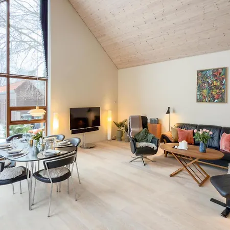 Awesome Apartment In Vaeggerlose With Wifi *