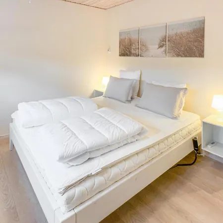 Awesome Apartment In Vaeggerlose With Wifi Apartmán *